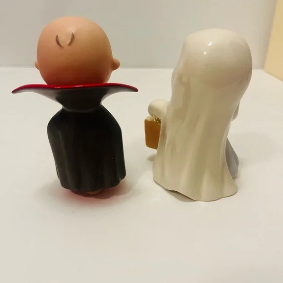 Lenox Peanuts Gang Tricks and Treats Set of 5 Halloween Fine China Figures VTG